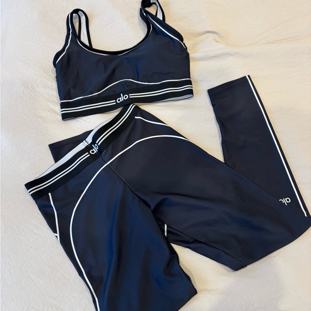 ALO Yoga Black and White Sports Bra